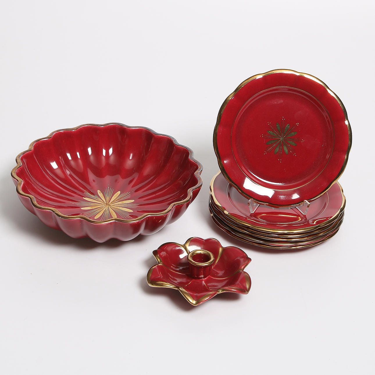 PARTI RÖD RUBIN, 8 delar, flintgods, skål, assietter, ljusstake, 1940-tal.