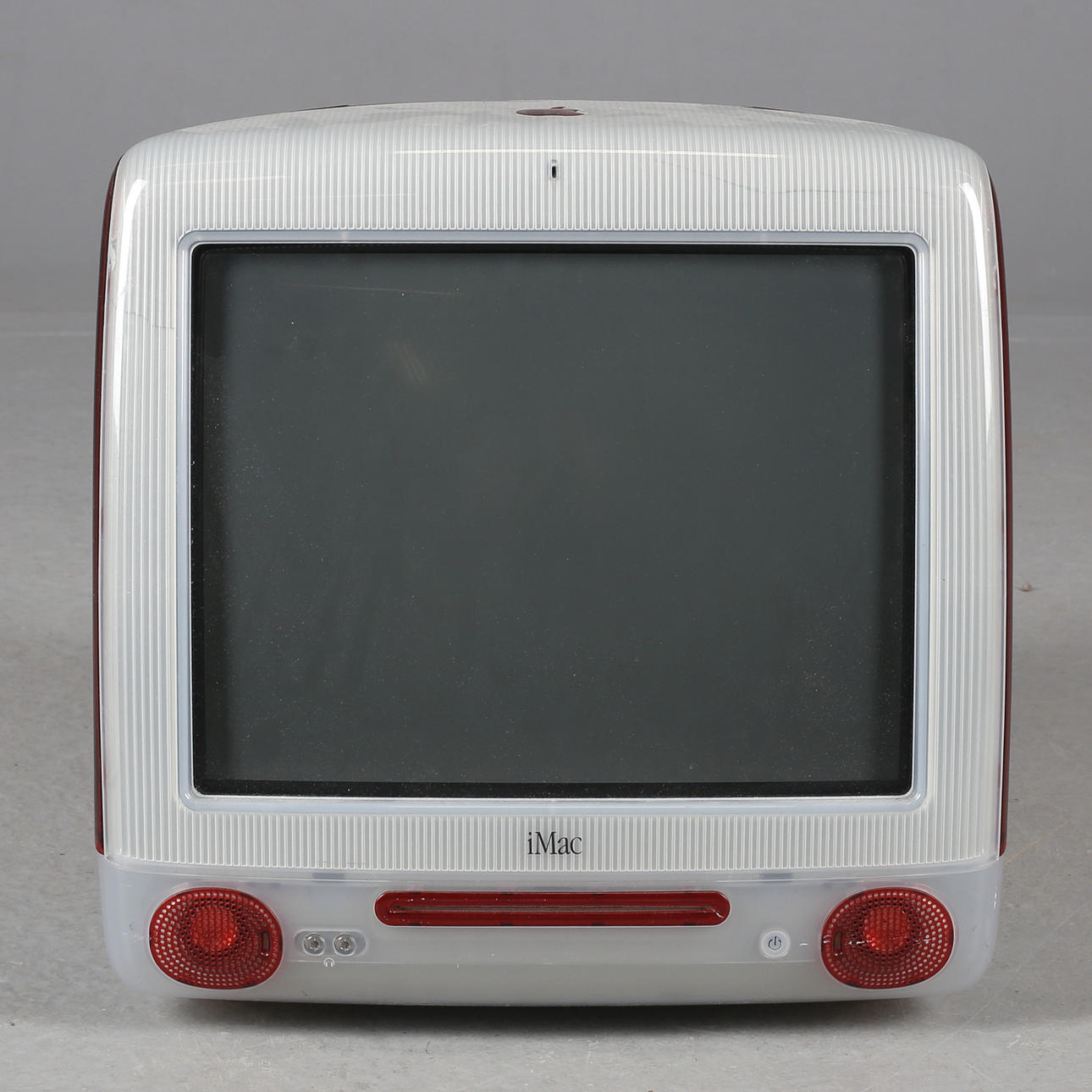 IMAC, model number M5521, Emc No 1857.