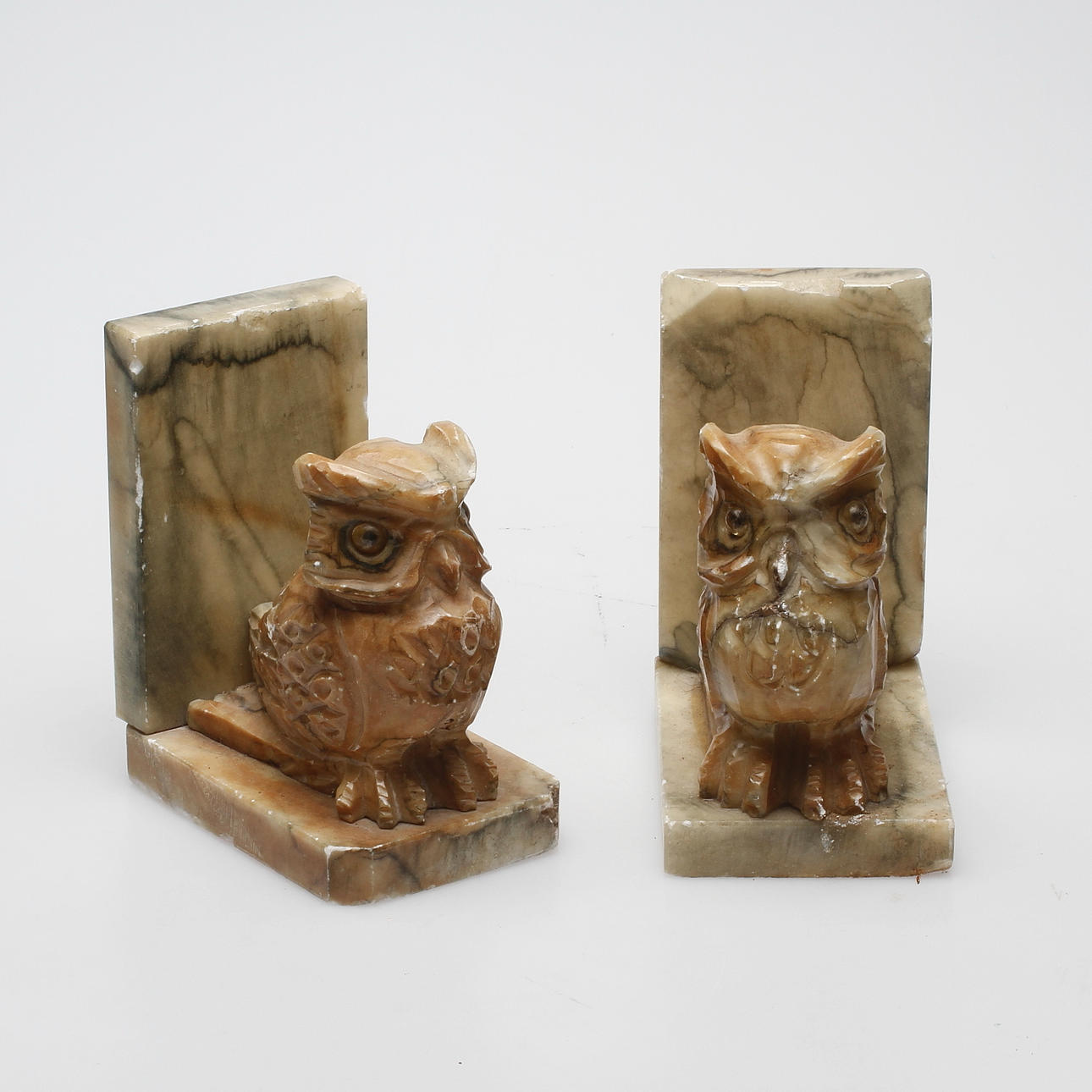 BOKSTÖD, ett par, sten, ugglor.