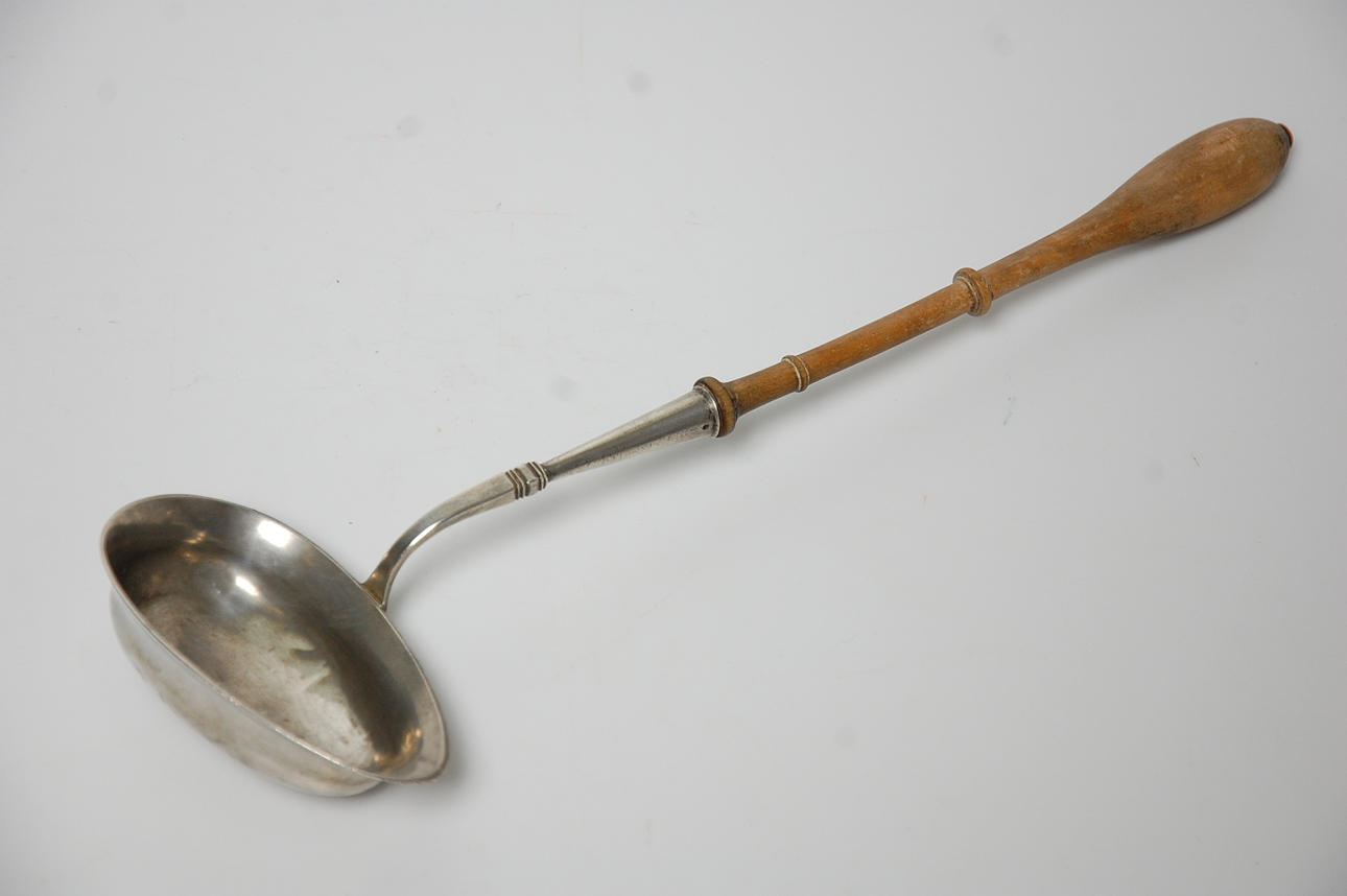 SOPPSLEV, silver, Göteborg 1897.