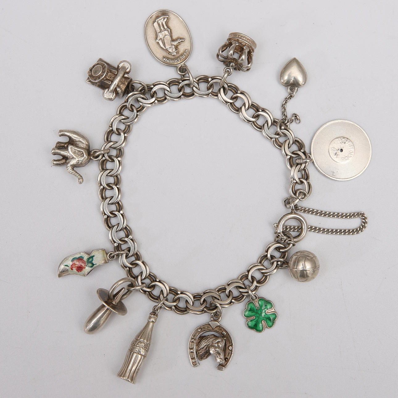 BERLOCKARMBAND, silver, 12 berlocker, bismarck.