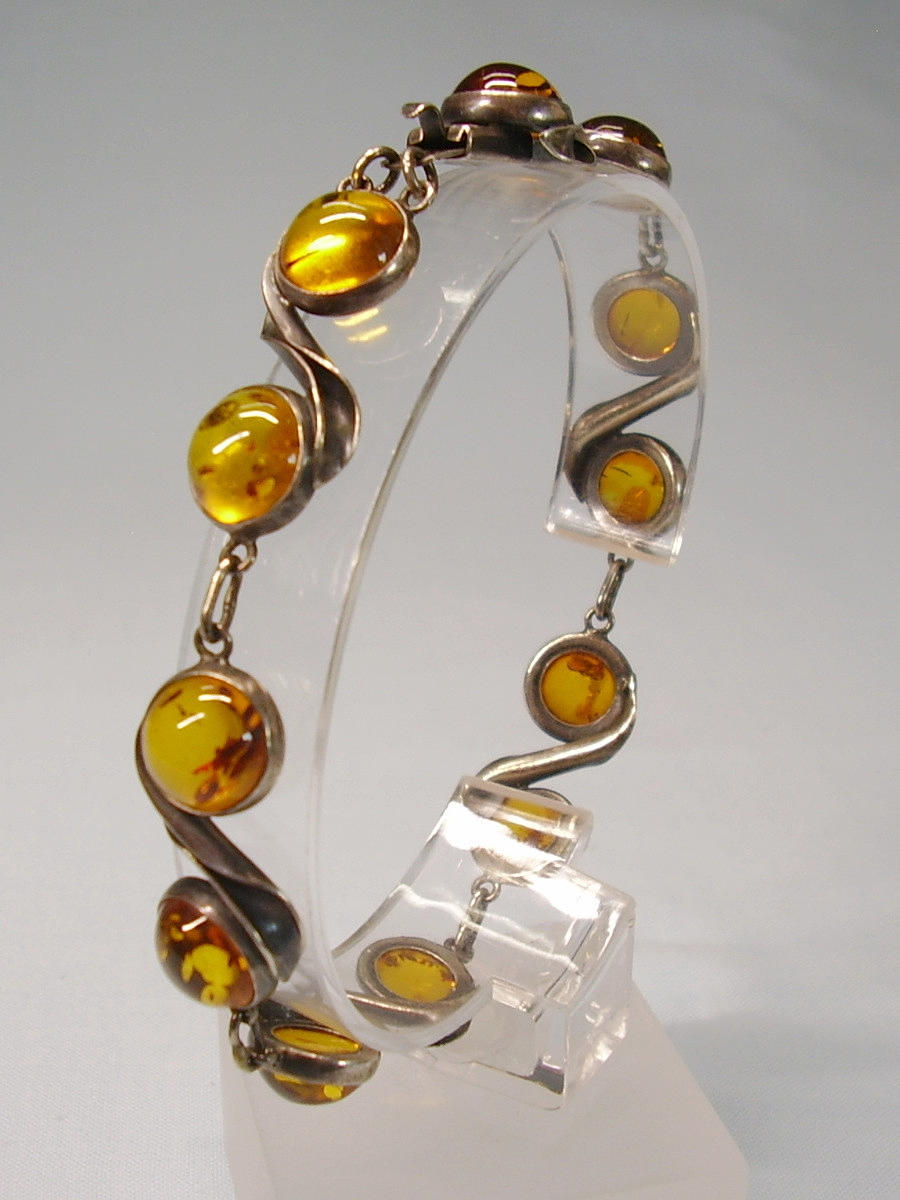 BERNSTEIN ARMBAND SILBER Danzig / Gdansk, Polen.