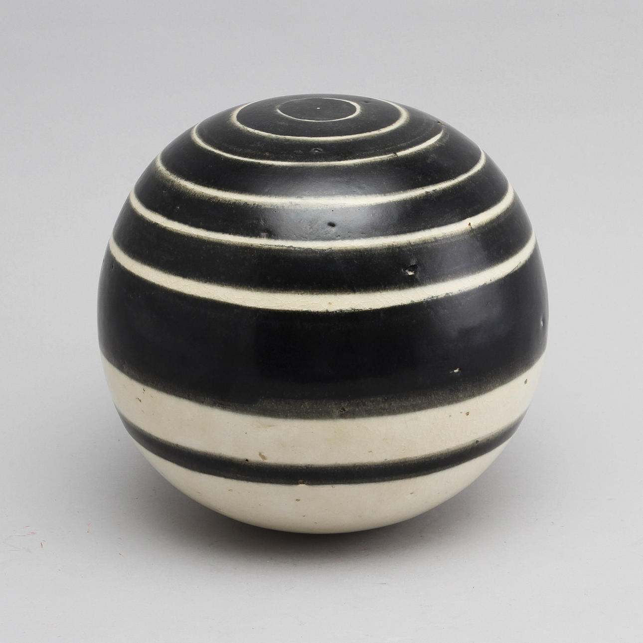 SYLVIA LEUCHOVIUS. Skulptur, keramik, Rörstrand.