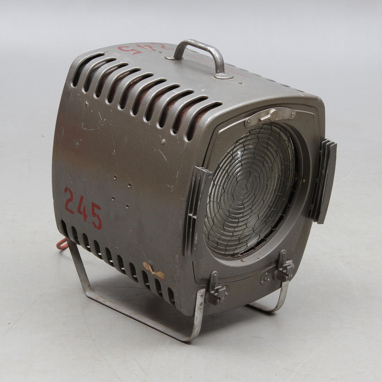 STRÅLKASTARE, Strand Electric, England, omkring 1900-talets mitt.