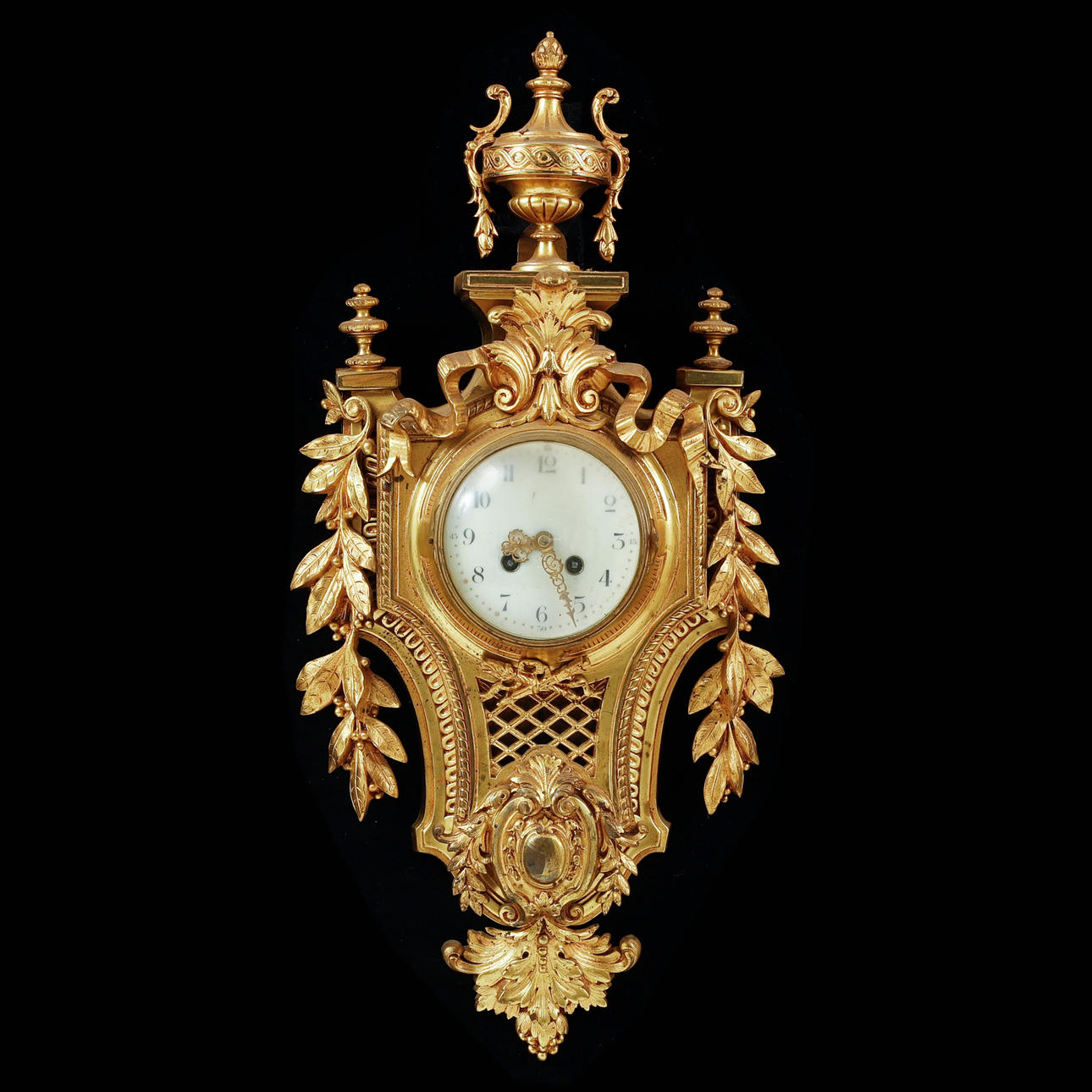 VÄGGUR, nyrenässans,1800-talets slut.