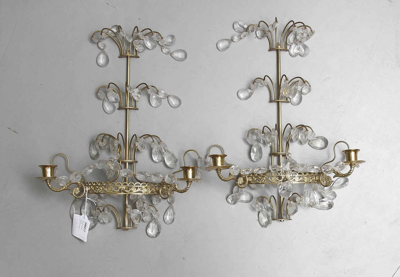 VÄGGLYSTRAR, ett par, empirestil, 1900-tal.