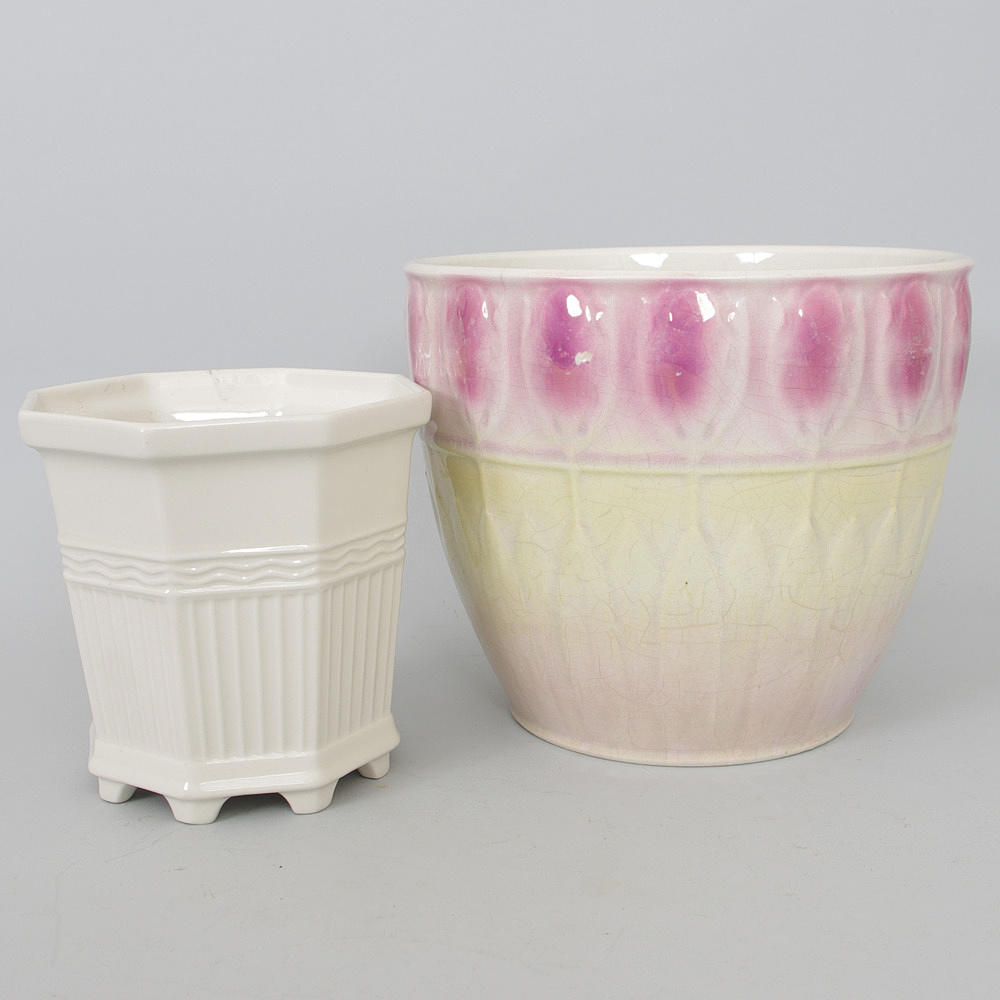 YTTERFODER, 2 stycken, Gustavsberg varav en Waldemarsudde.