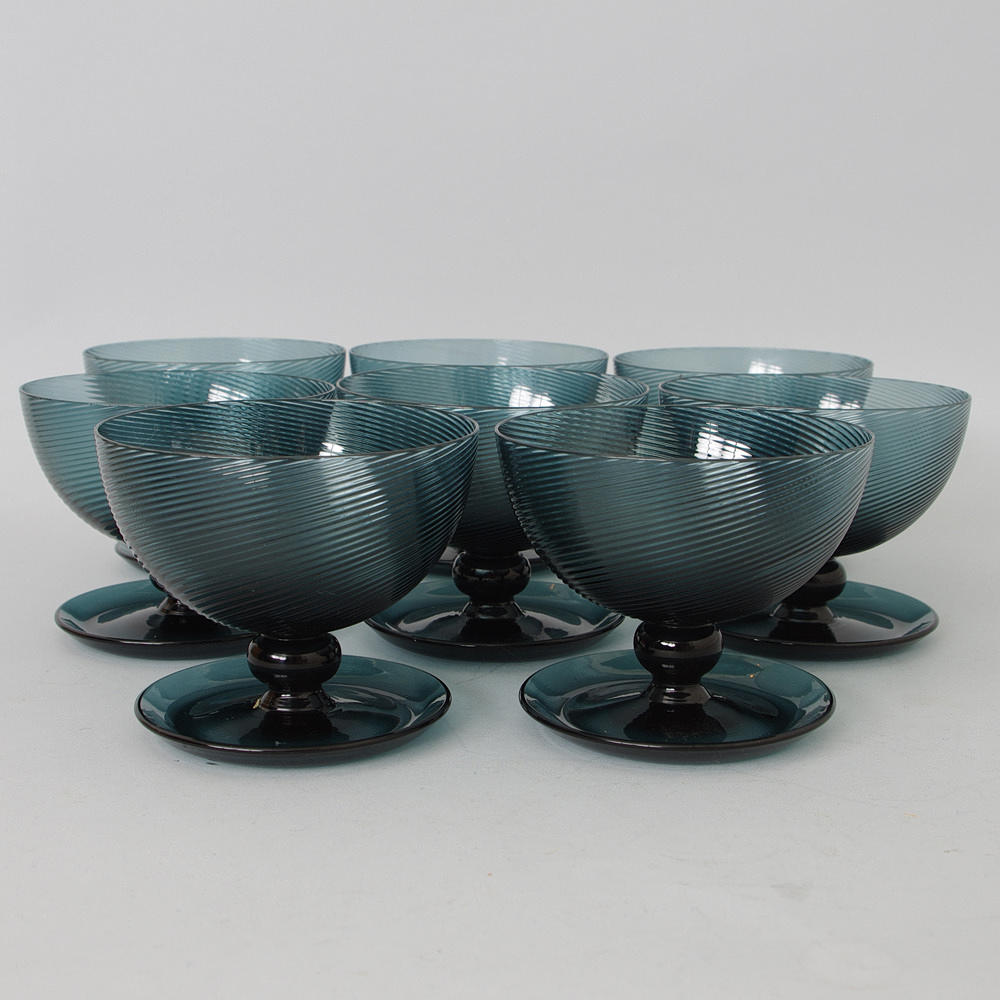 DESSERTSKÅLAR, 8 stycken, blått glas.