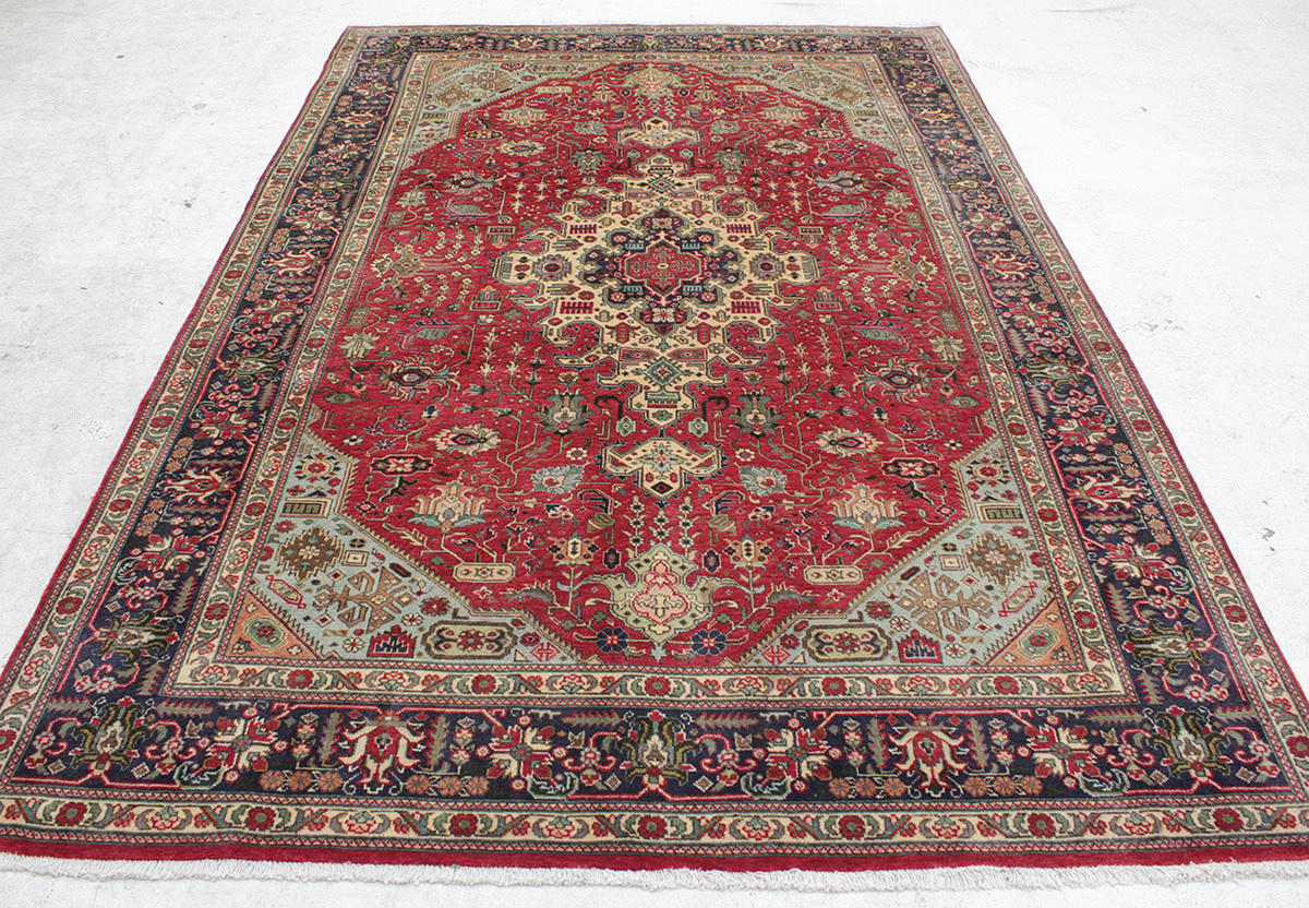 MATTA, Orientalisk, Täbriz, 295 x 200 cm.