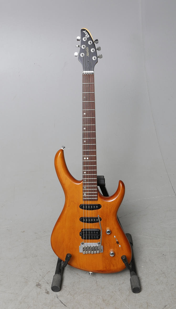 ELGITARR, Starlite, Cort.