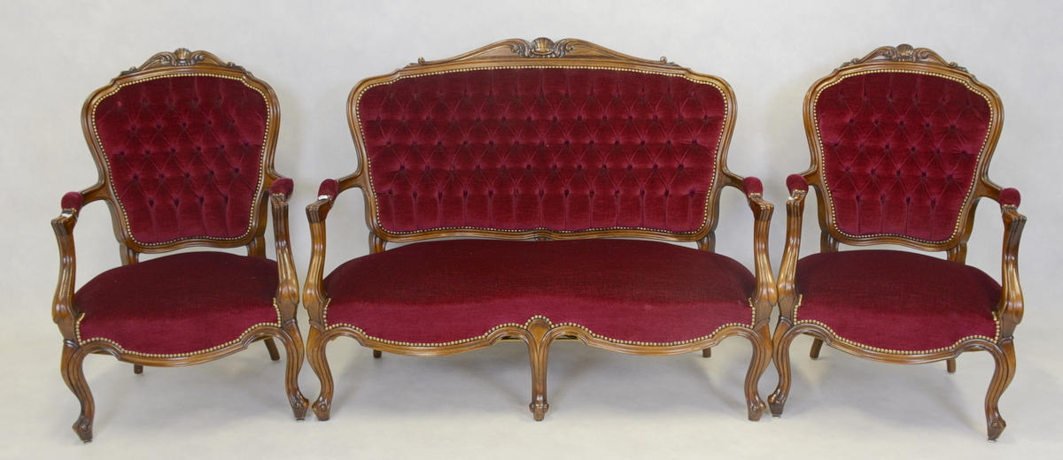 SOFFGRUPP, 3 delar, rokokostil, omkring 1900-talets mitt.