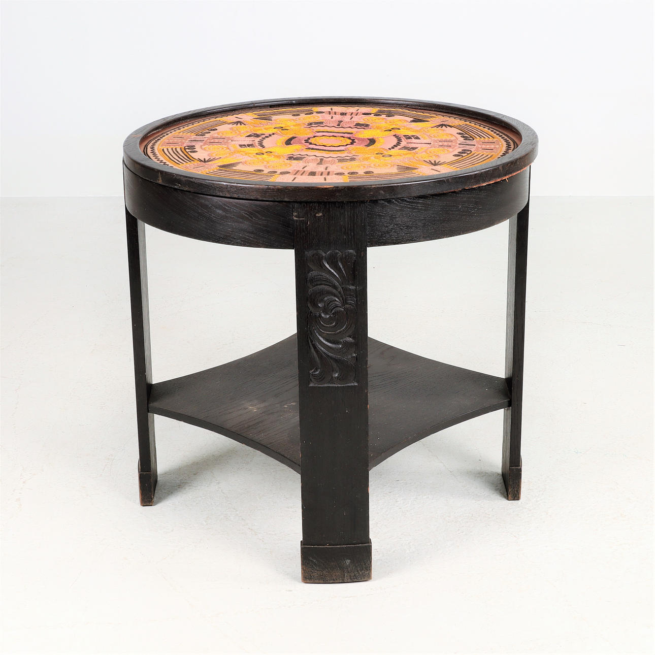 BORD, skuren ek, 1910-tal.