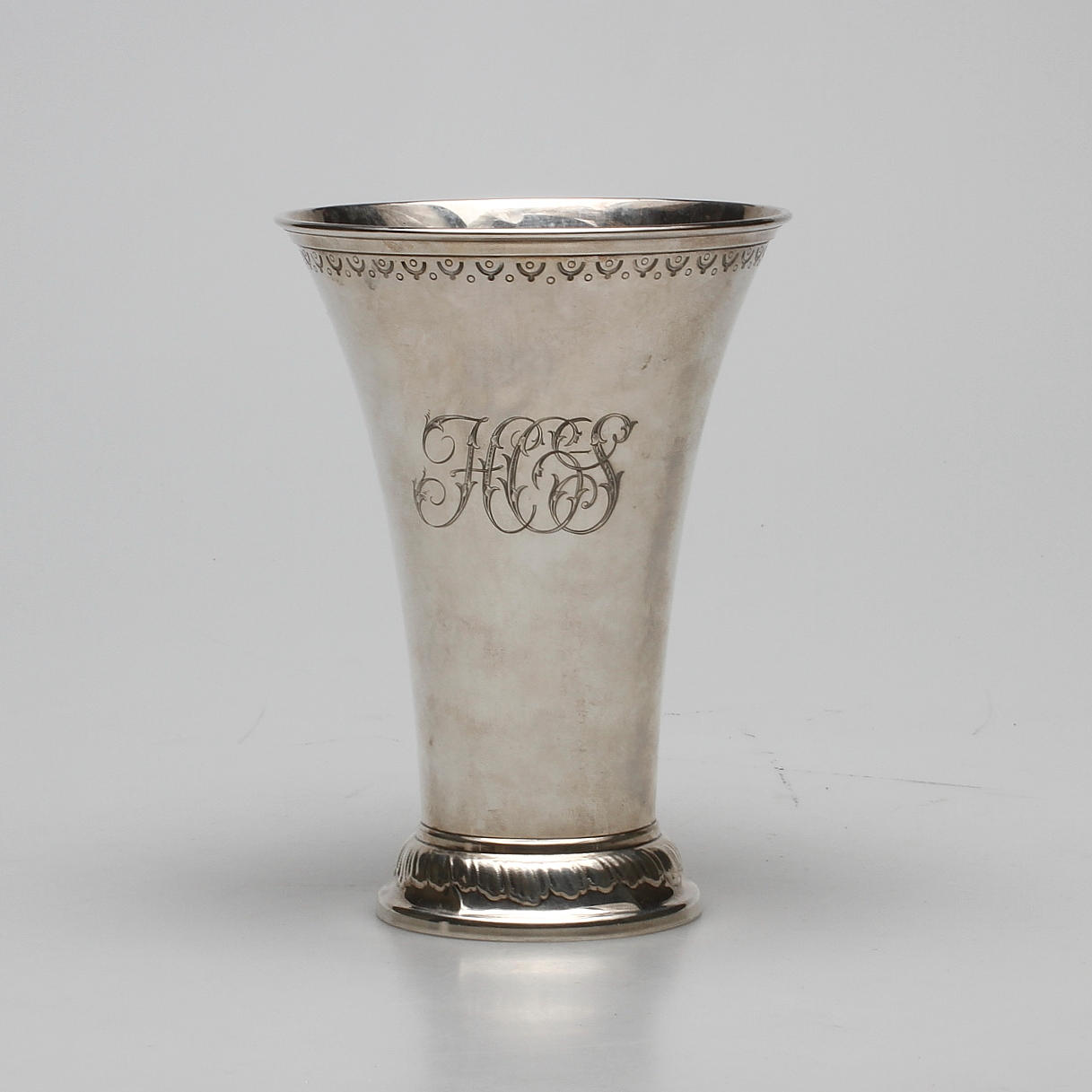 BÄGARE, silver, C.G Hallberg, 1946, 236 gram.