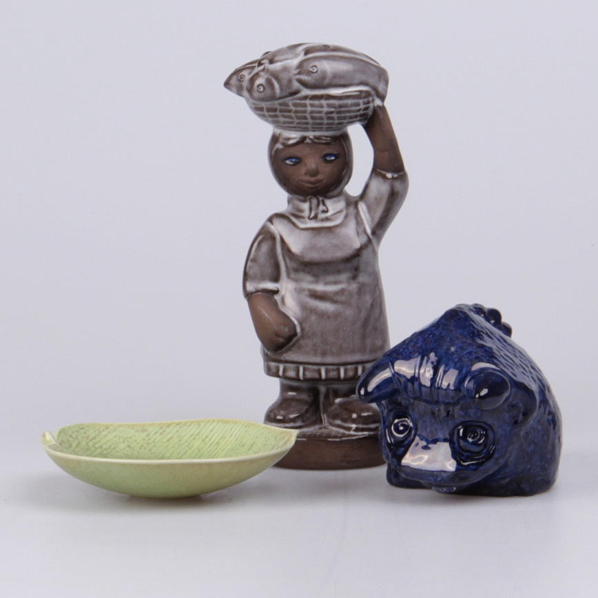 FAT, samt figuriner, 3 st. Delvis "Löva", Gabrielle Citron-Tengborg, Gustavsberg.