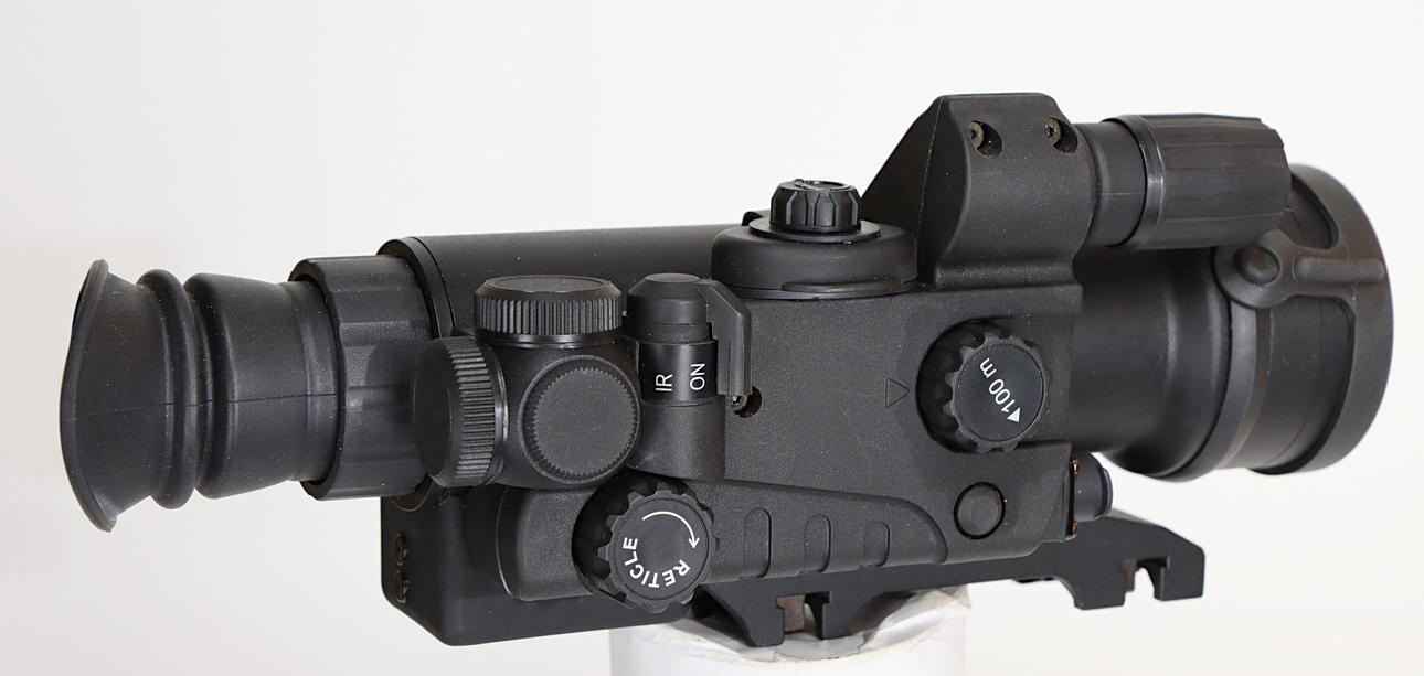 MÖRKERSIKTE, IR, YUKON SENTINELL.