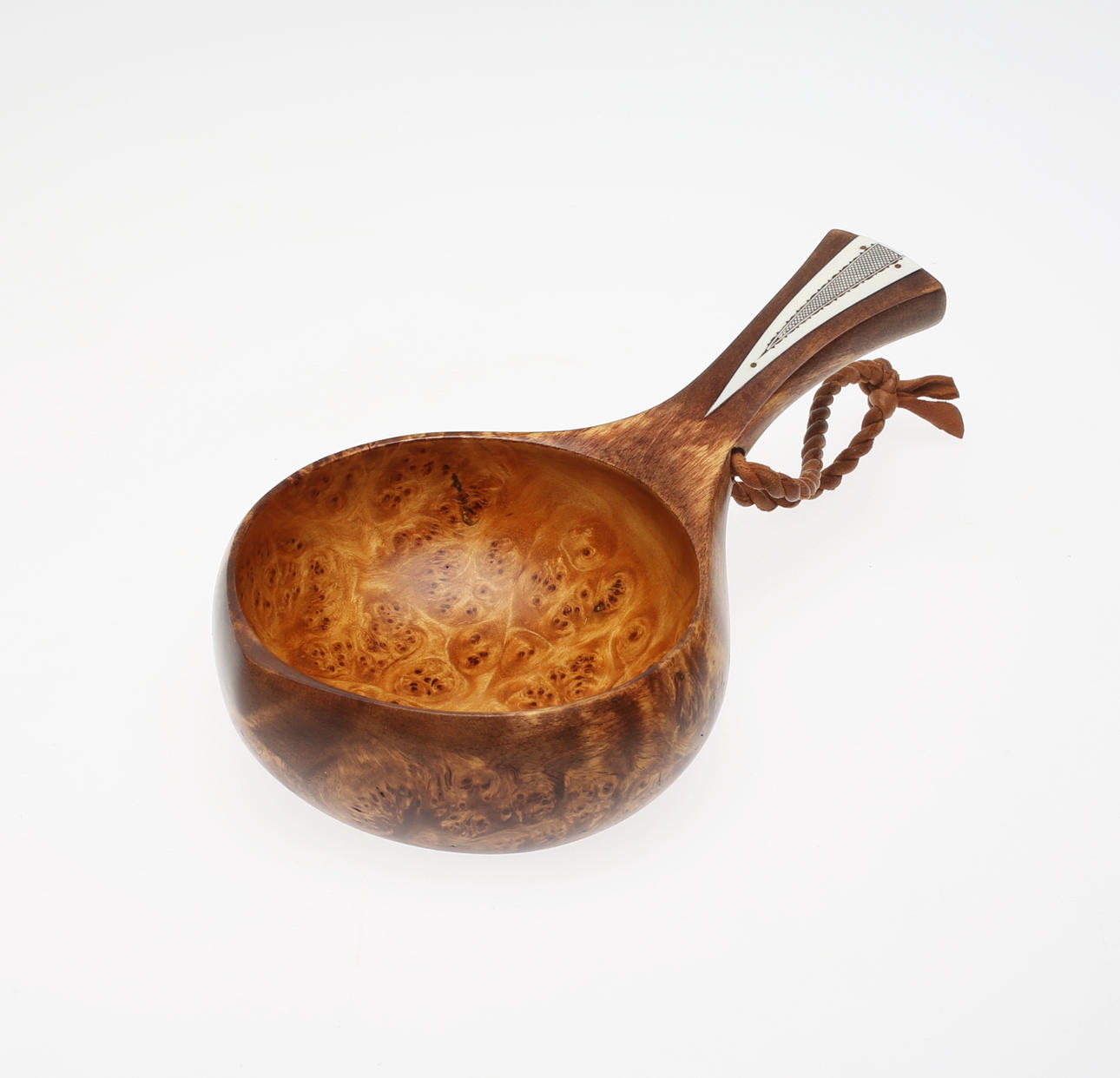 PER-ERIK NILSSON. Kåsa, Mauserbjörk, Unik, Sign.