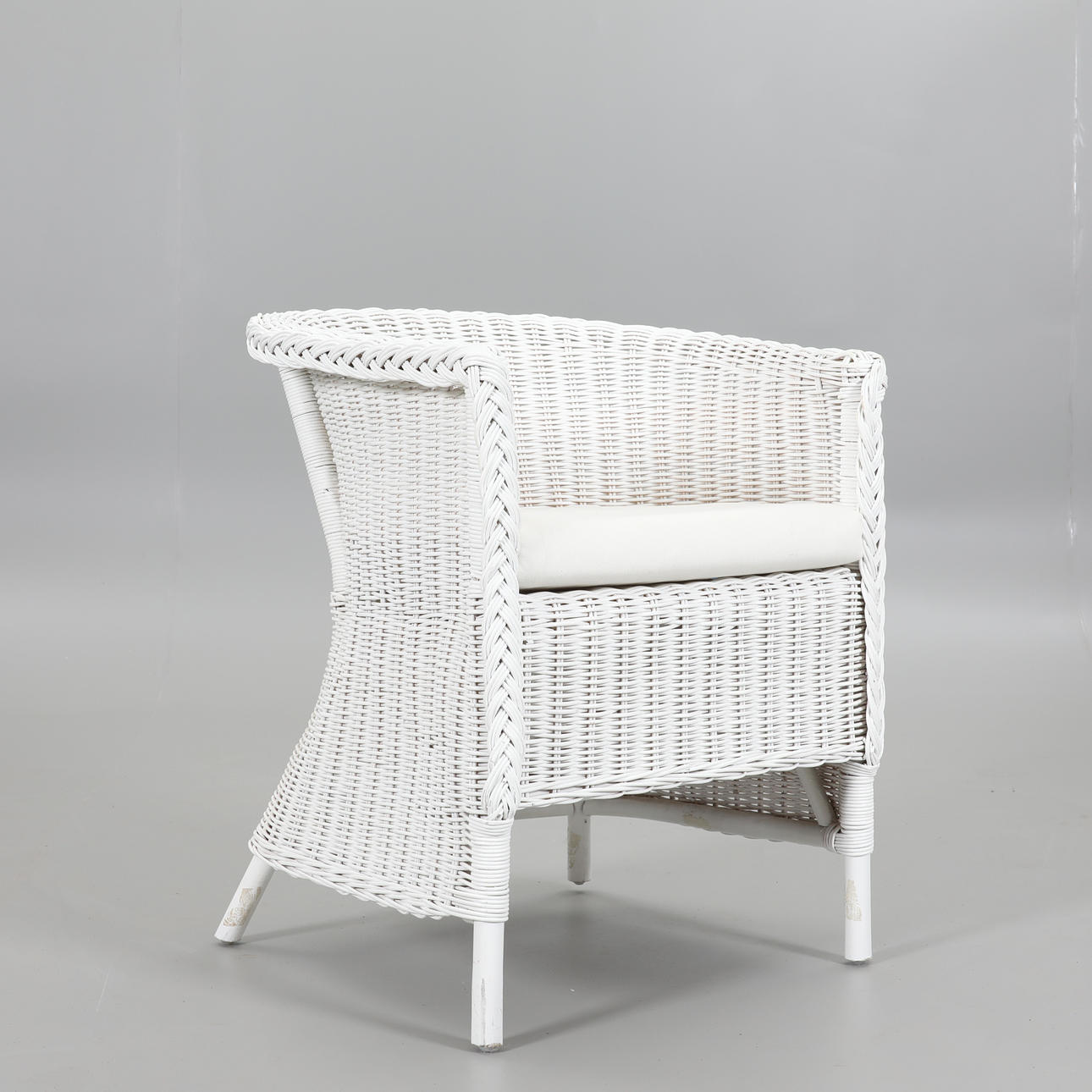 FLET LÆNESTOL, hvid, Bruka Design.