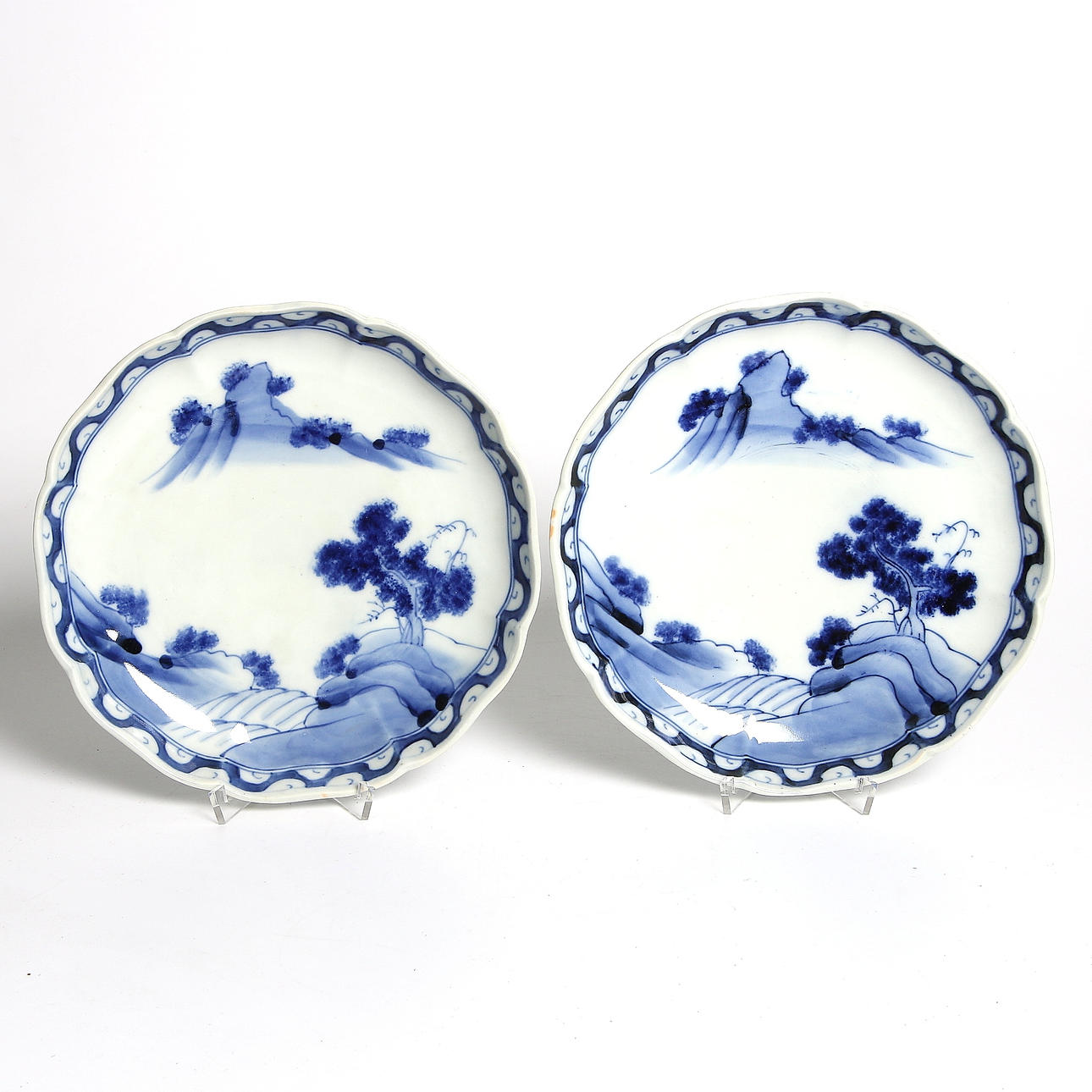 FAT, ett par, porslin, Kina, 1800-talets slut.