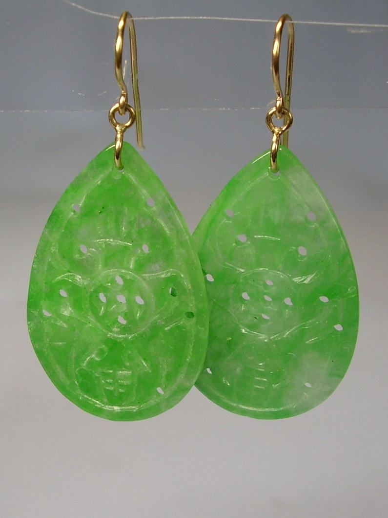ARETES JADE ORO AMARILLO 14K HECHOS A MANO.