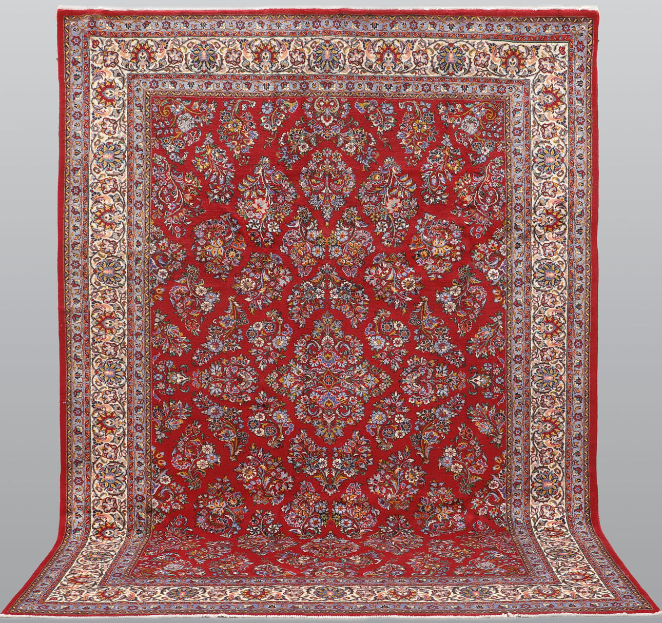 MATTA, persisk, saruk. Ca 347 x 256 cm.