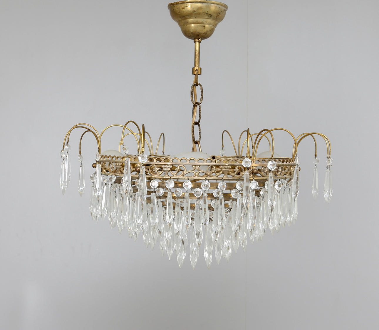 KRISTALLKRONA, 1960-tal.