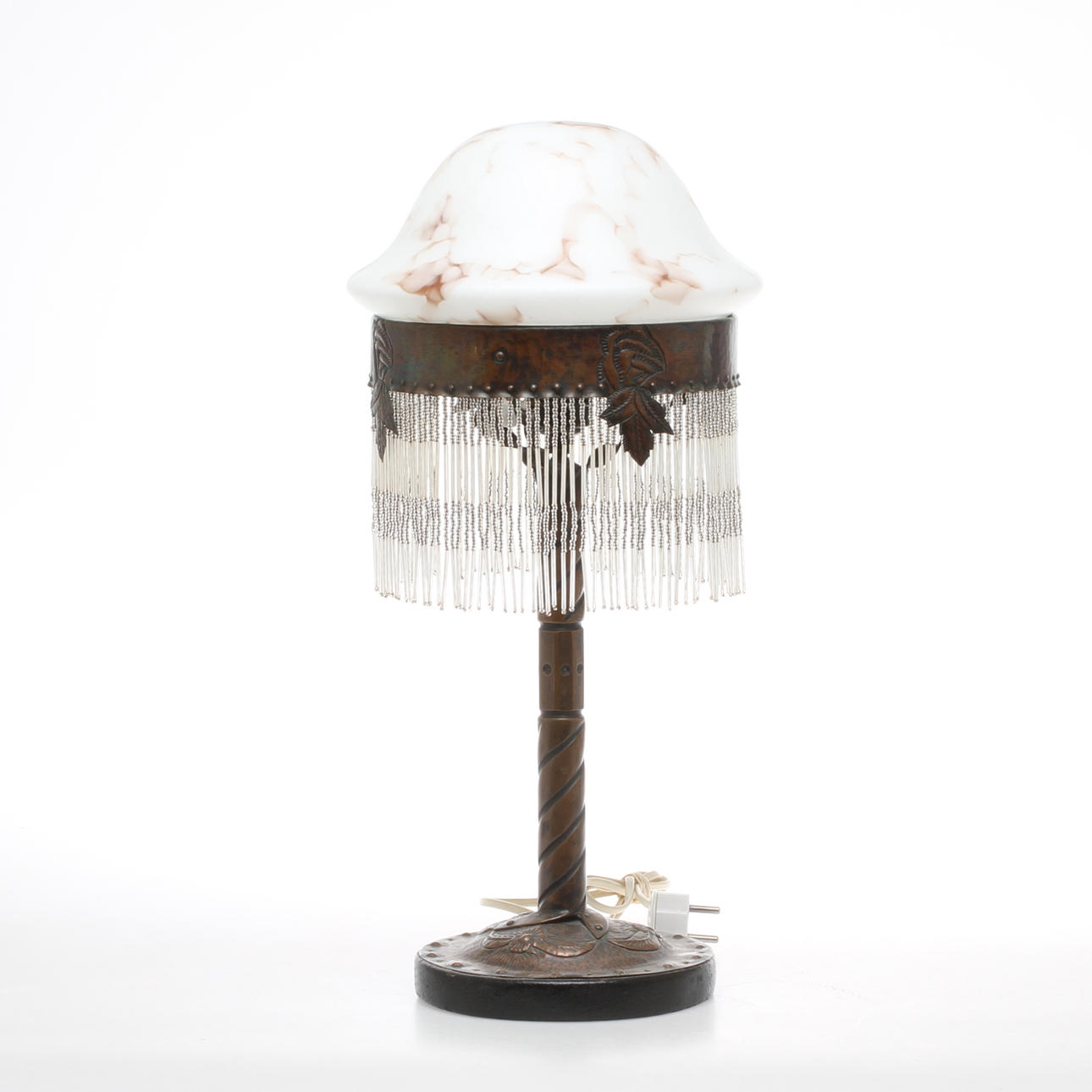 BORDSLAMPA, jugend, 1900-talets början.