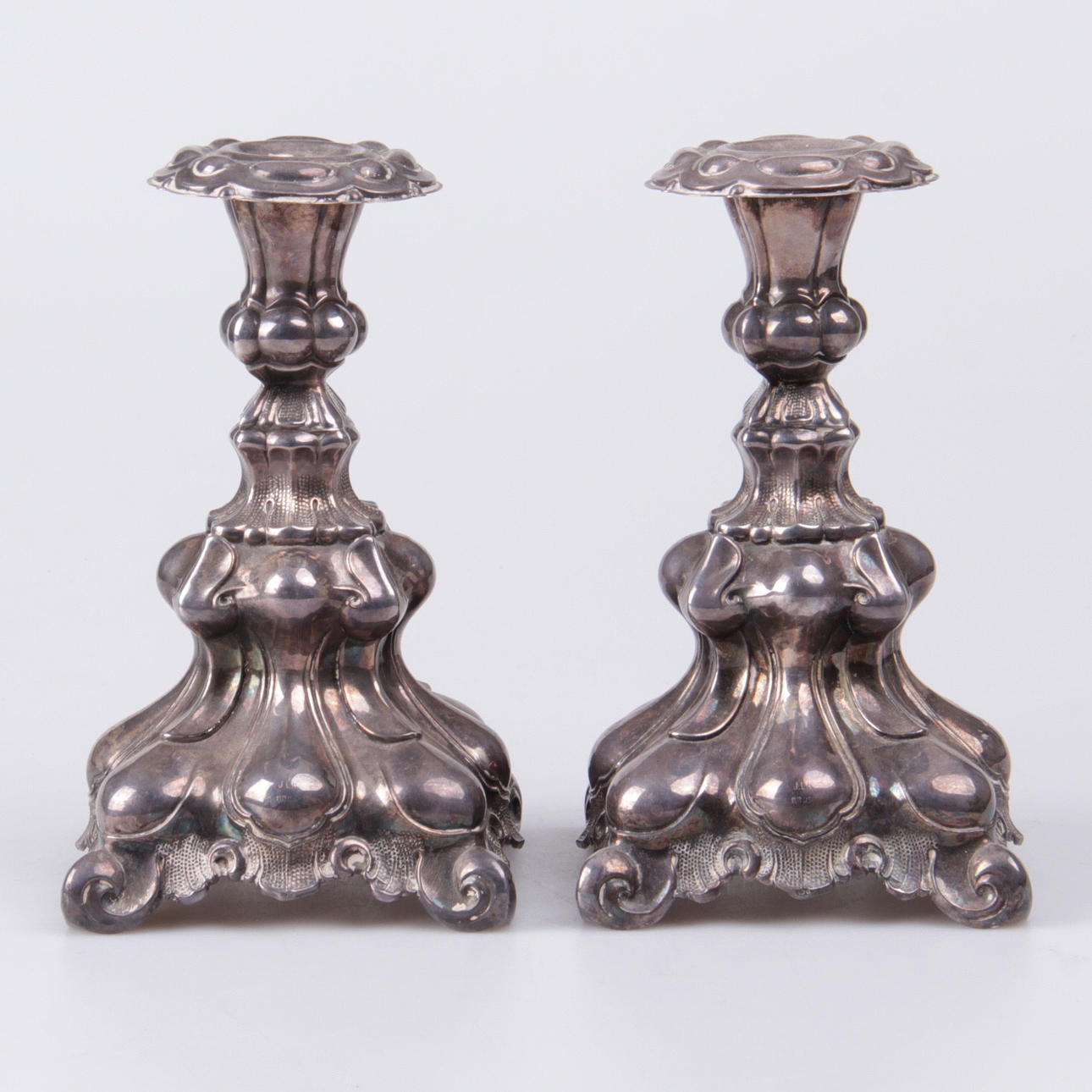 LJUSSTAKAR, ett par, silver, barockstil, JLH, Stockholm.