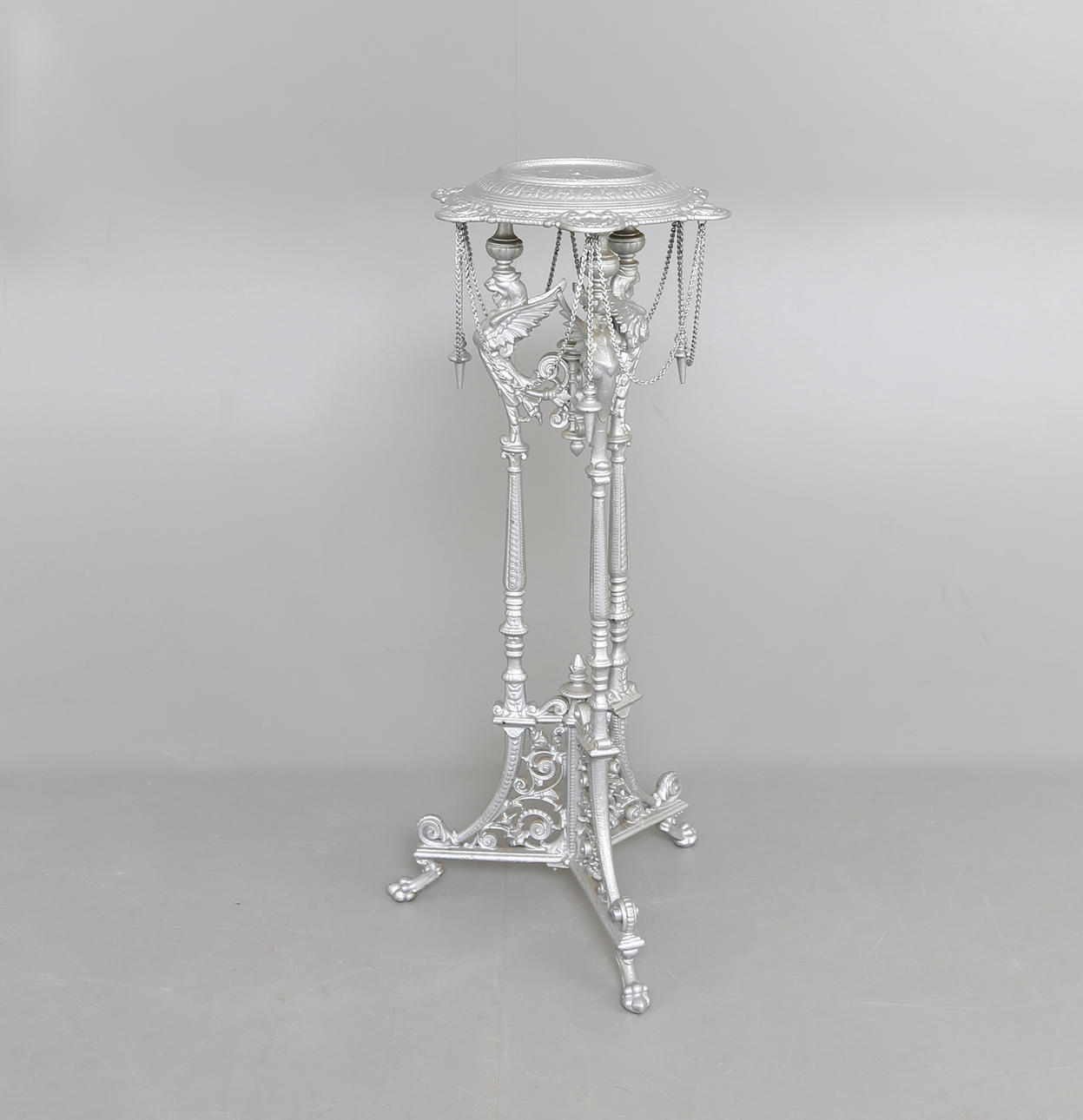 PIDESTAL, Gjutjärn, 1800/19-tal.