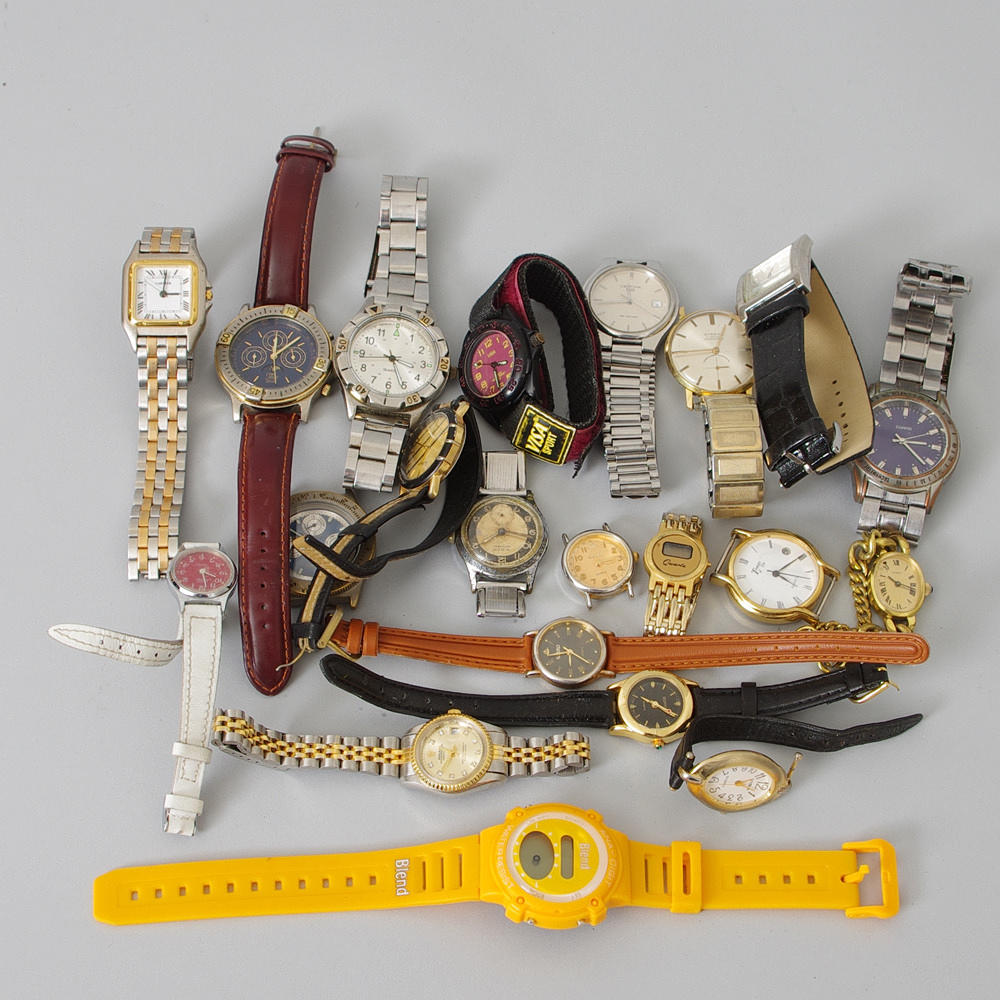 ARMBANDSUR, 21 stycken.