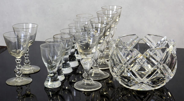 KRISTALLSKÅL och GLAS.