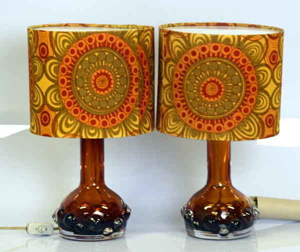 OWE SANDBERG. BORDSLAMPOR, 1 par, Kosta.