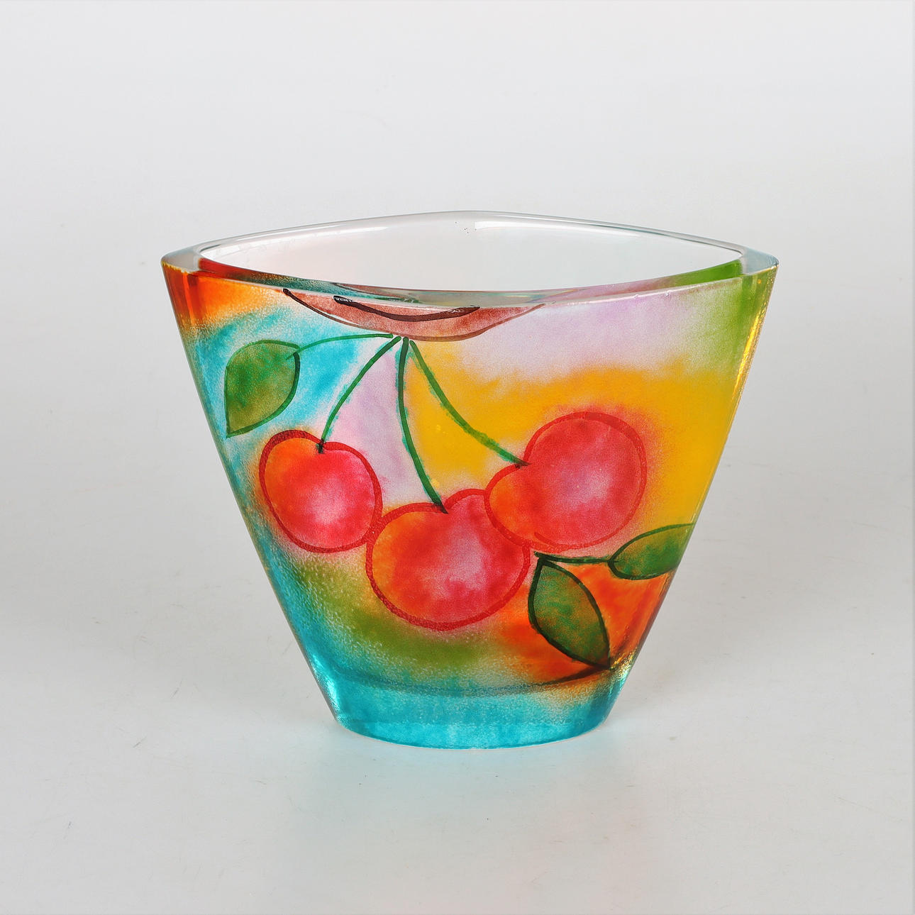 LENA LINDERHOLM. Born 1947, Vas.