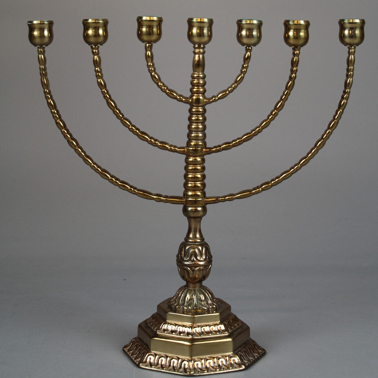 SJUARMAD LJUSSTAKE, Menora, 1900-tal. klostermalm.