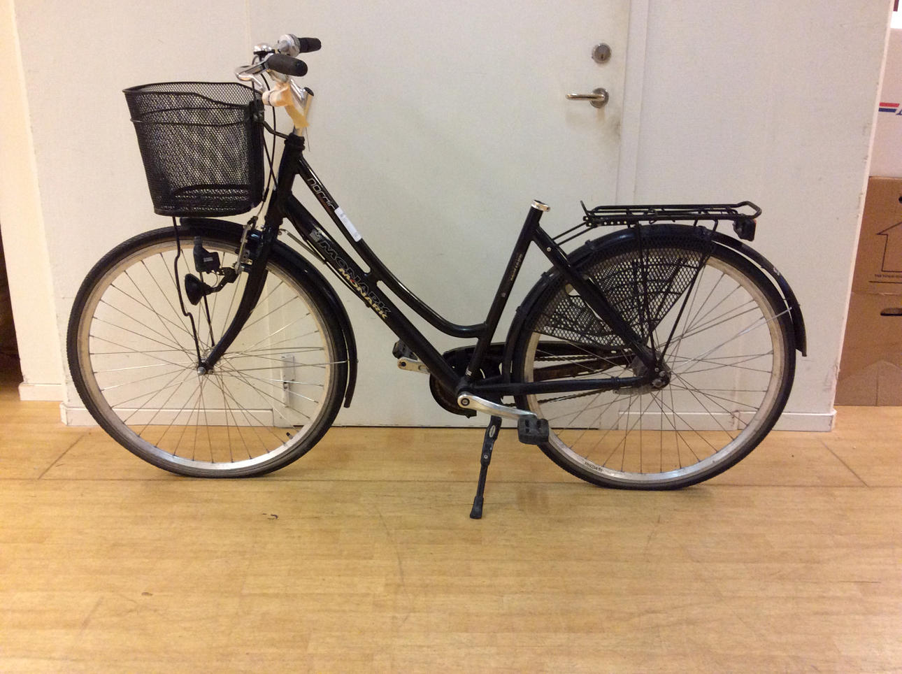 DAMCYKEL, Monark, "Nordic", 28".