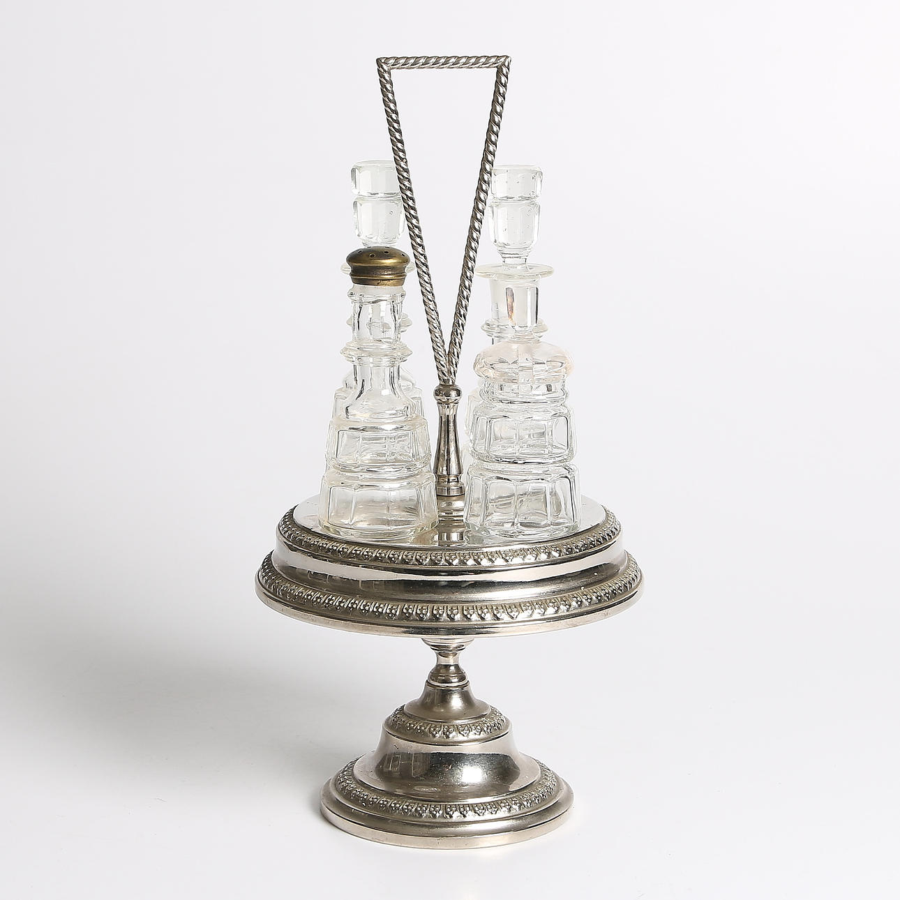 BORDSSURTOUT, nysilver och glas, C. Keijser & Co, 1900-talets början.