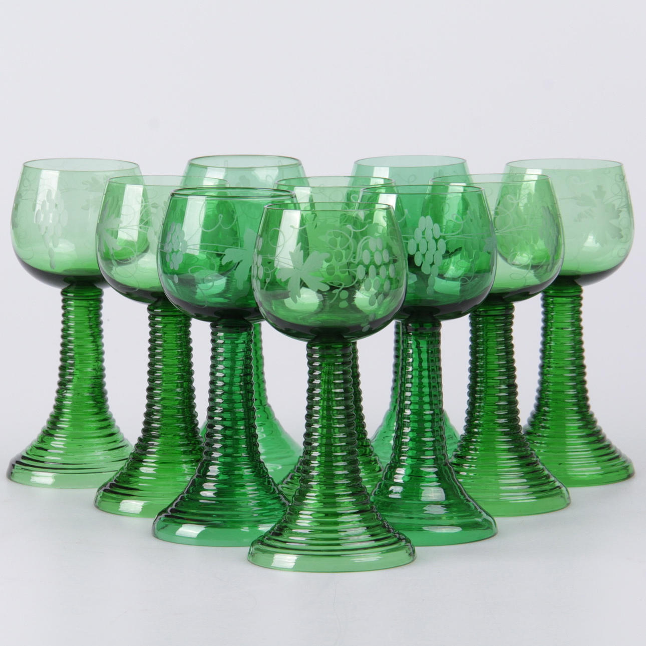 REMMARE, 10 st. Etsad dekor av vindruvor, 1900-tal.