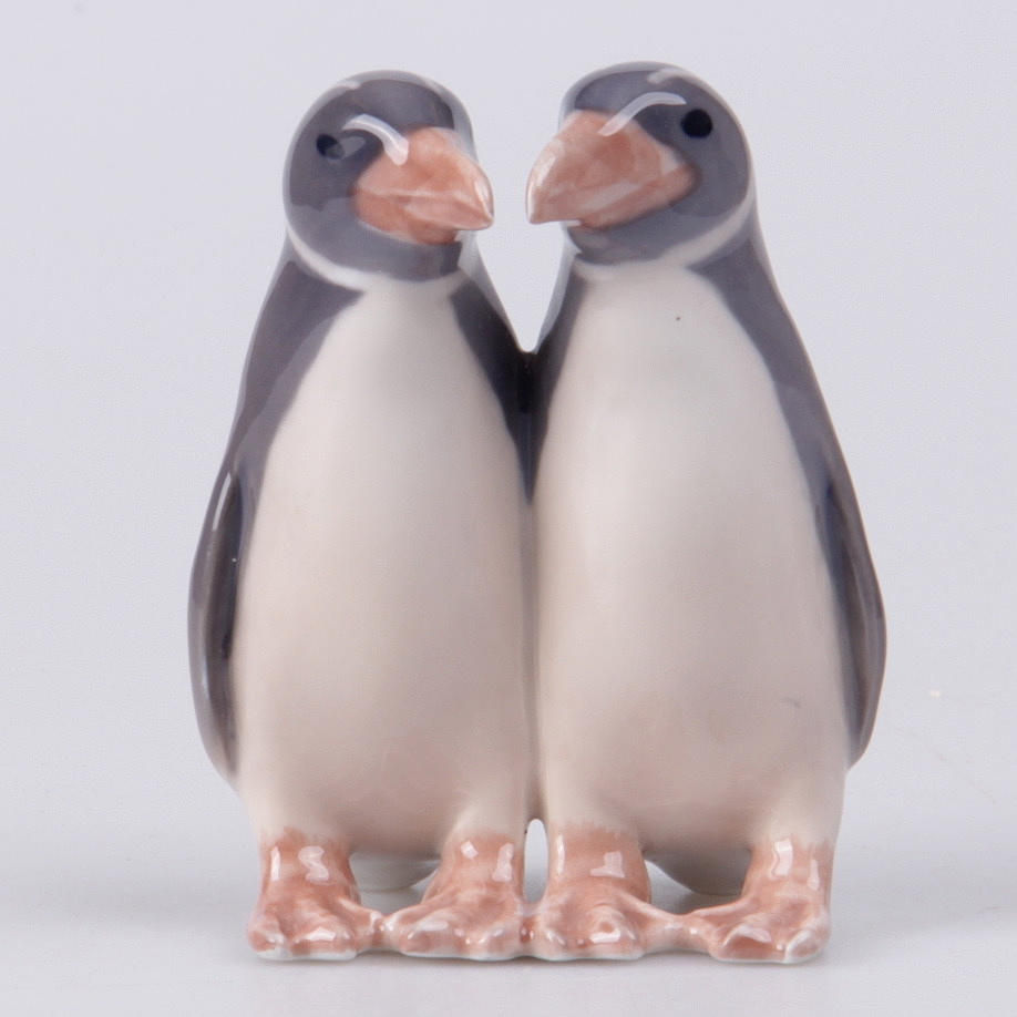 FIGURIN, porslin, pingviner, Royal Copenhagen, Danmark.