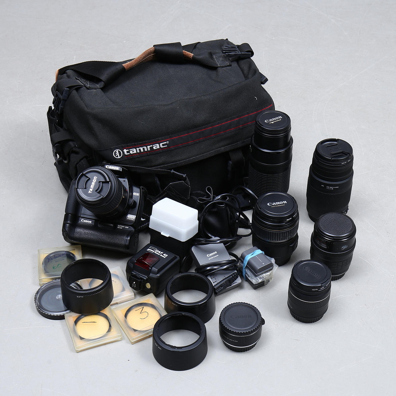 SYSTEMKAMERA, Canon EOS 400D und Zubehör.