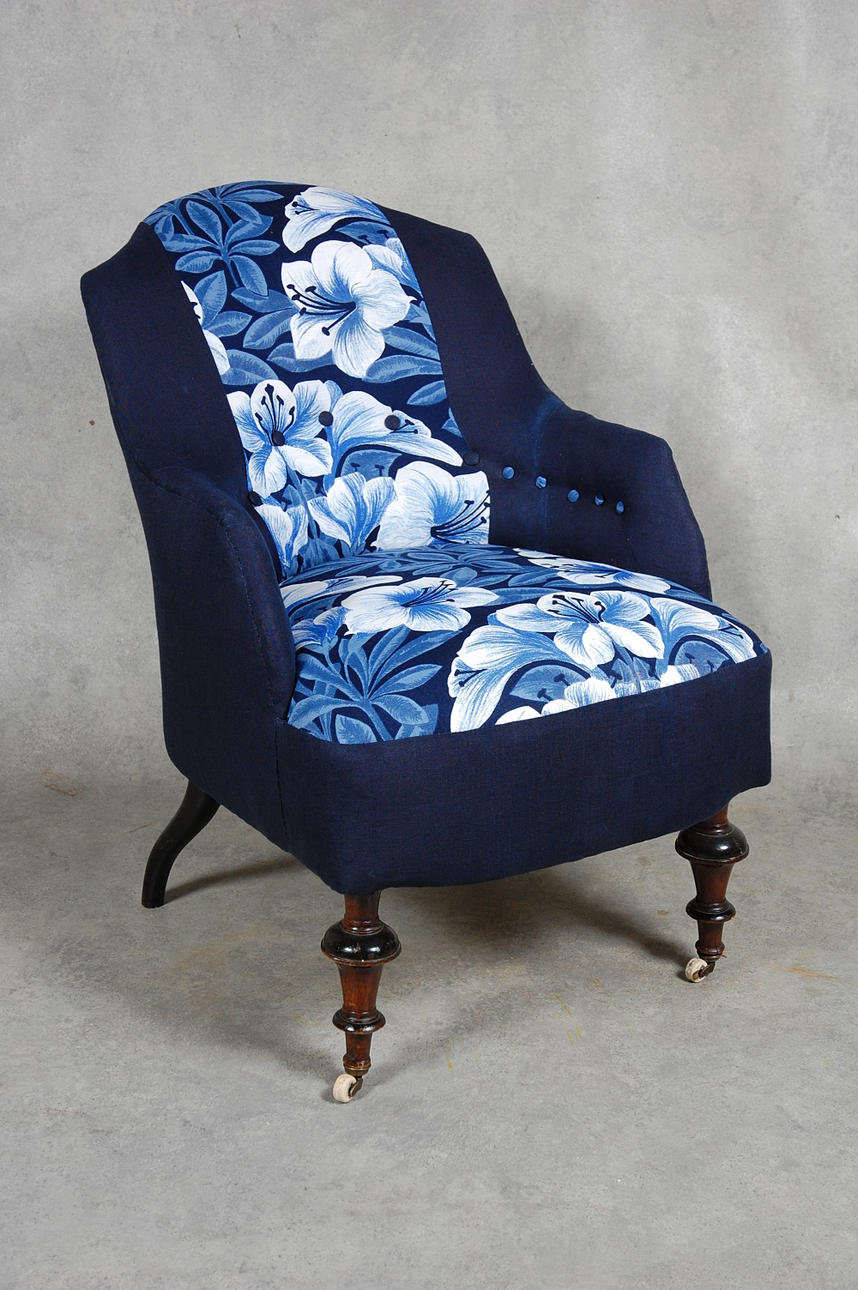 EMMAFÅTÖLJ, 1800-talets senare del.