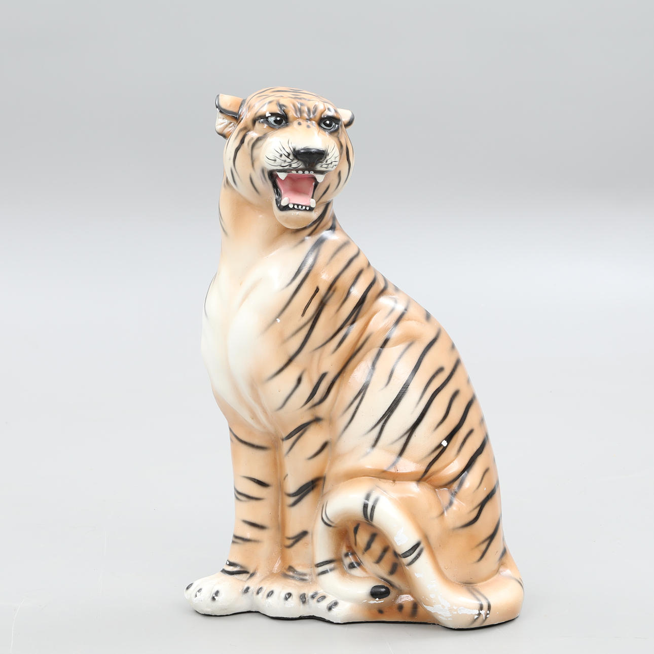 GOLVFIGURIN, tiger.