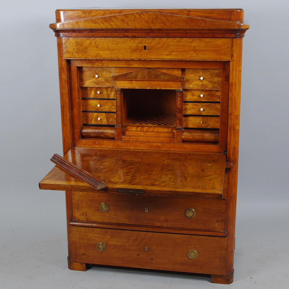 CHIFFONJÉ, mahogny/björk, empire.