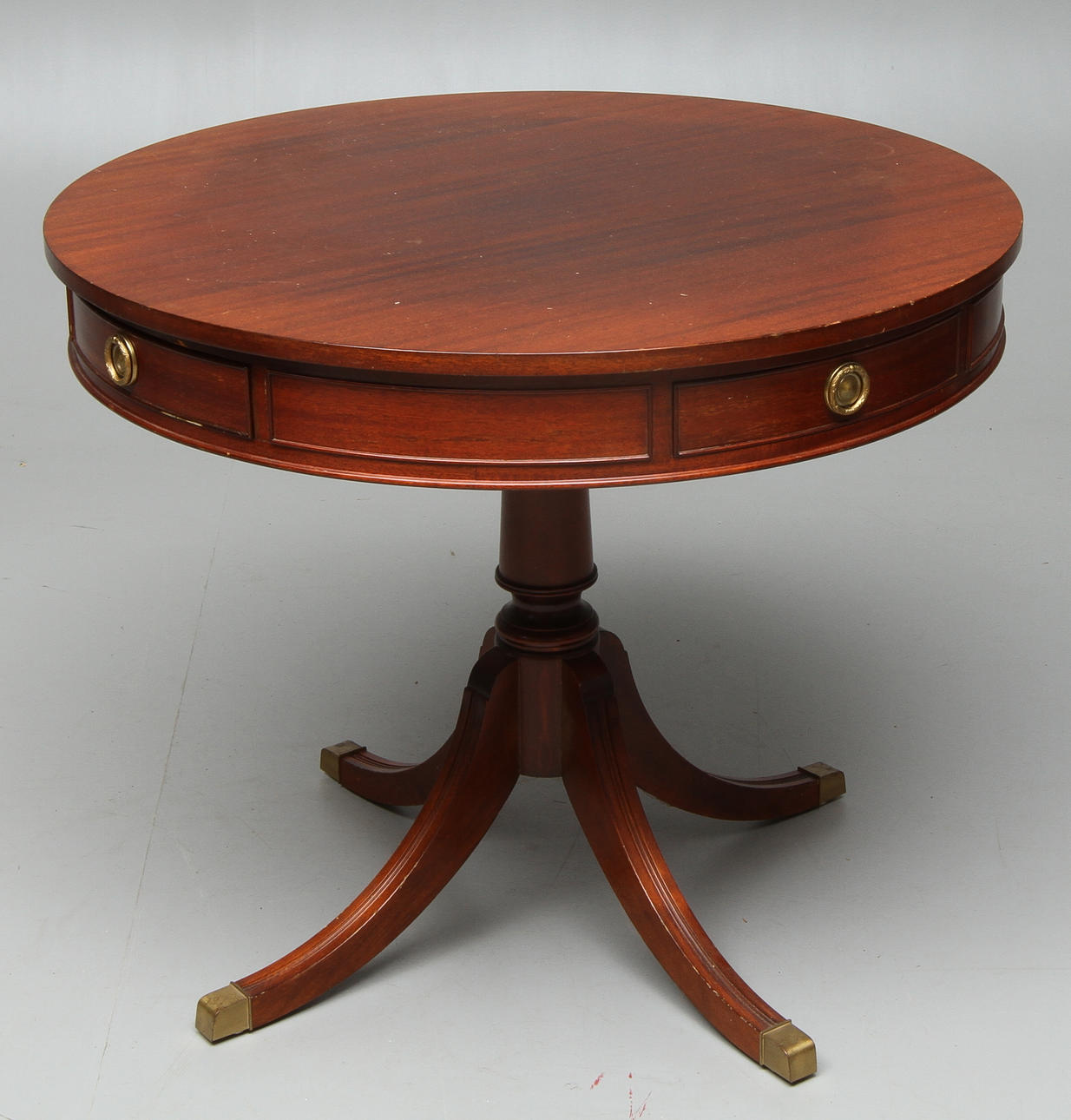 KARUSELLBORD, 1900-tal.