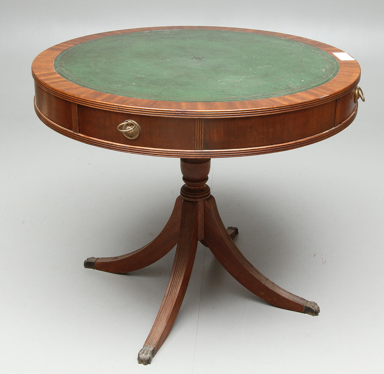 KARUSELLBORD, 1900-tal.