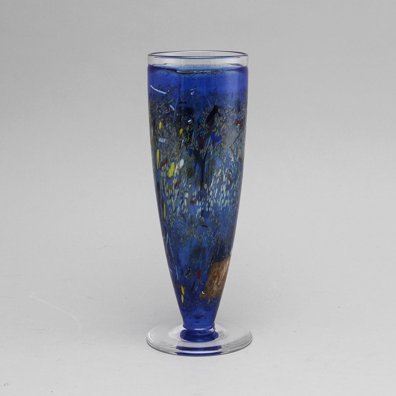 BERTIL VALLIEN. Vas, "Artist collection" för Kosta Boda.