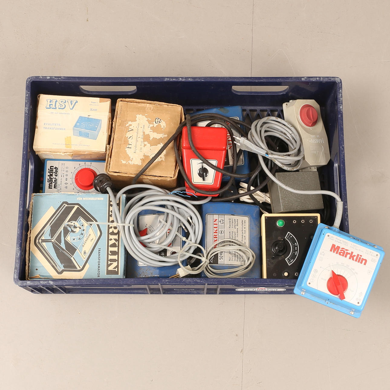 TRANSFORMATORER till modelljärnväg, bl a Märklin.