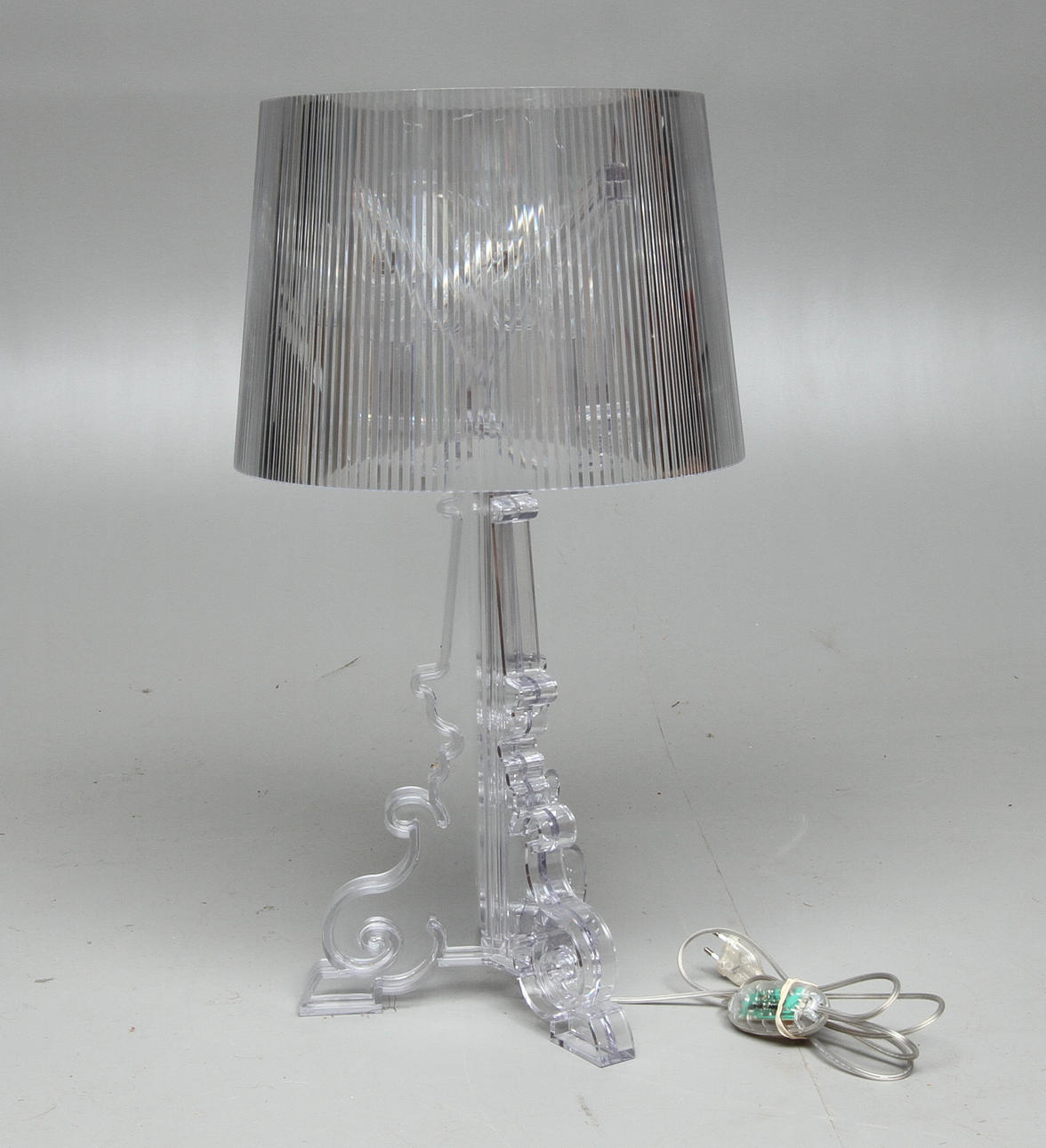 BORDSLAMPA. "Bourgie", design Ferruccio Laviani, Kartell.