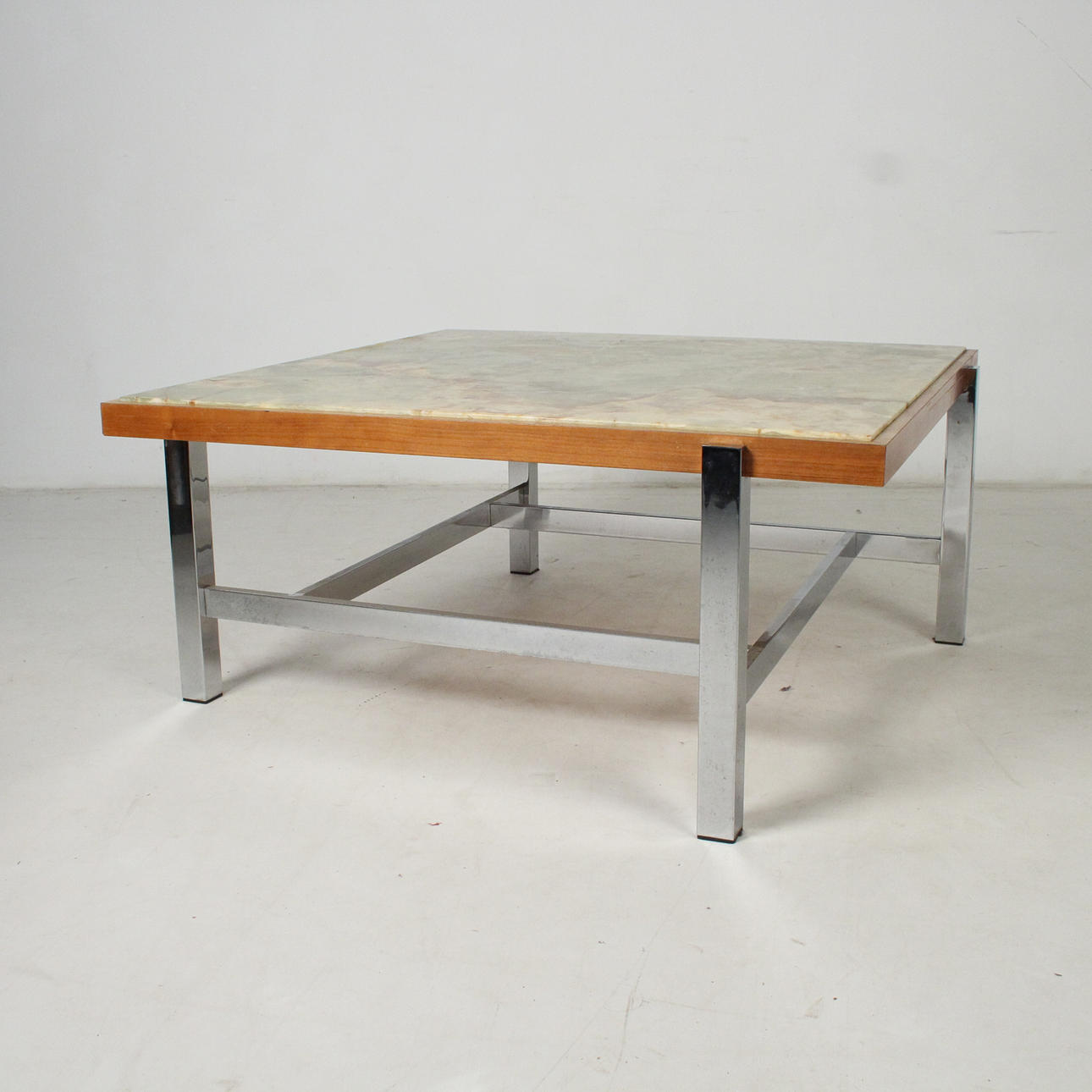 Krom soffbord, trä, gul marmor/onyx.