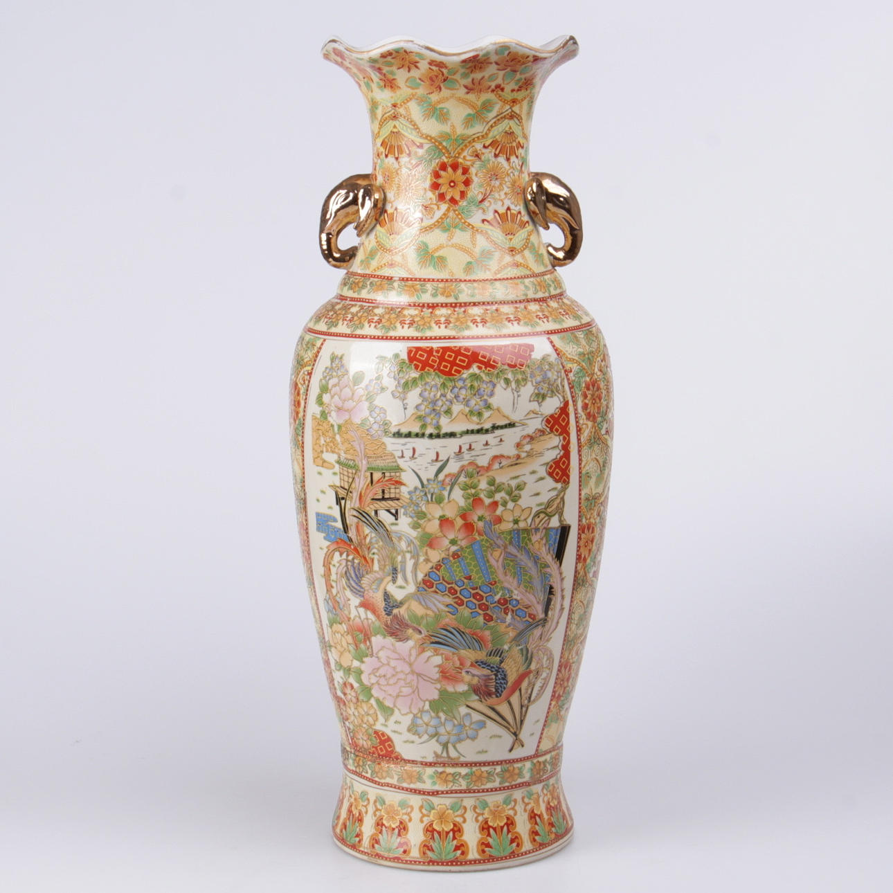 GOLVURNA, porslin, Kina, 1900-tal.