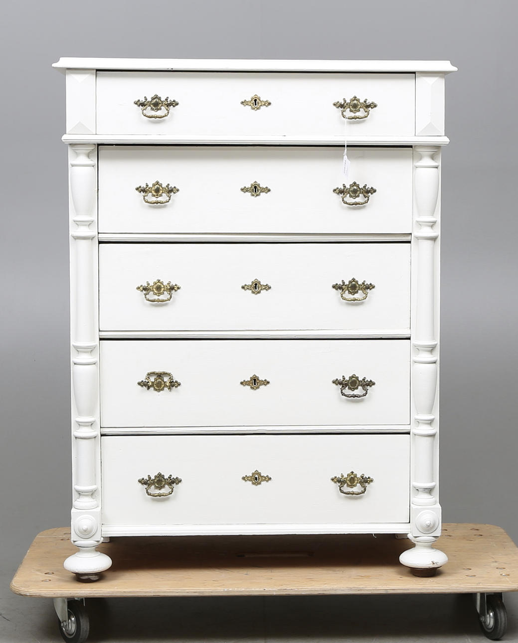 BYRÅ, nyrenässans, sekelskiftet 1900.