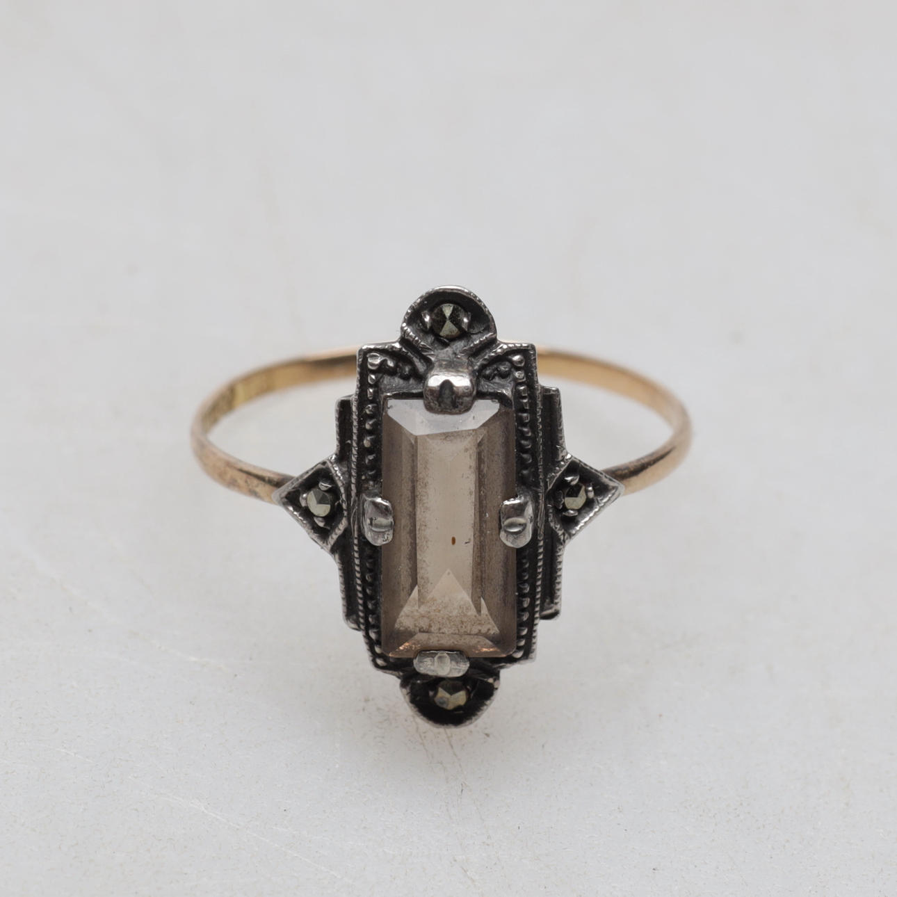RING, Gold/Silber mit Stein, 18 Karat, 1936.